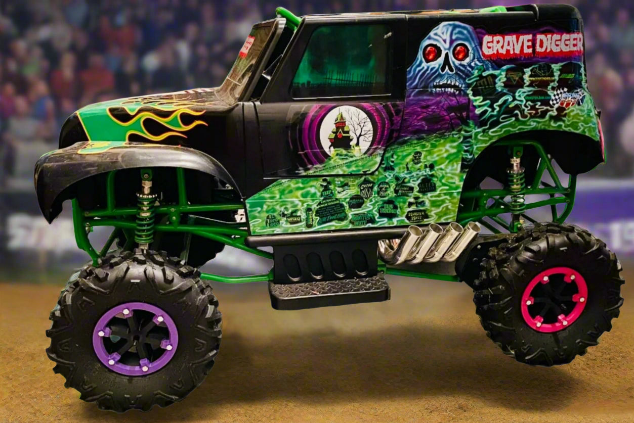 Wheel set for Monster Jam Grave Digger